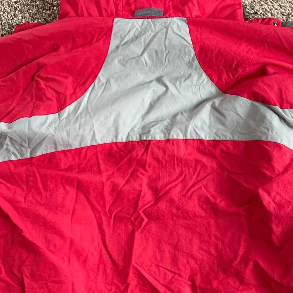 Helly Hansen Red Gray Waterproof Hooded Jacket Size Medium M Striped